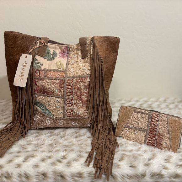 Shyanne Boho Patched Tote Tan - Picture 1 of 10